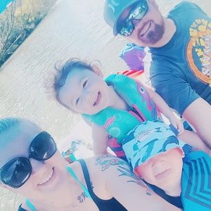 Meet your Posher, Shelby